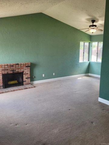 10154 W Glendon Circle, Santee, CA 92071