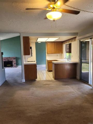 10154 W Glendon Circle, Santee, CA 92071