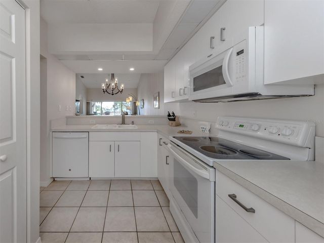 406 LAUREL LAKE DRIVE 204, Venice, FL 34292