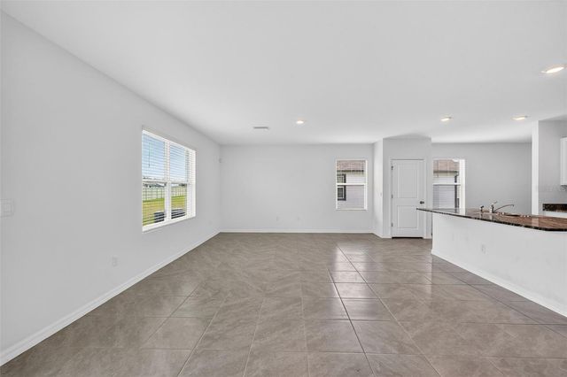 3842 SUNNY SPRING STREET, Plant City, FL 33565