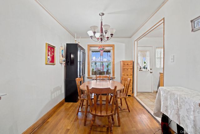 2005 26th Street, Astoria, NY 11105