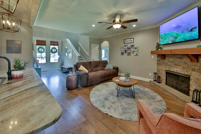 402 S CHINKAPIN DR, Atoka, TN 38004