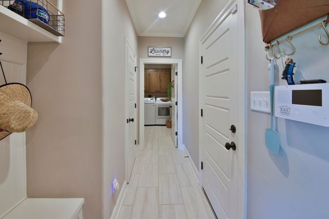 402 S CHINKAPIN DR, Atoka, TN 38004