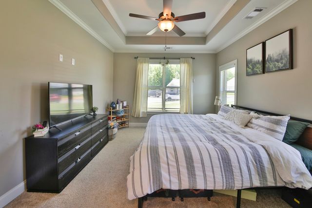 402 S CHINKAPIN DR, Atoka, TN 38004