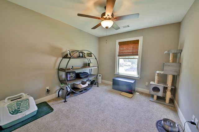 402 S CHINKAPIN DR, Atoka, TN 38004