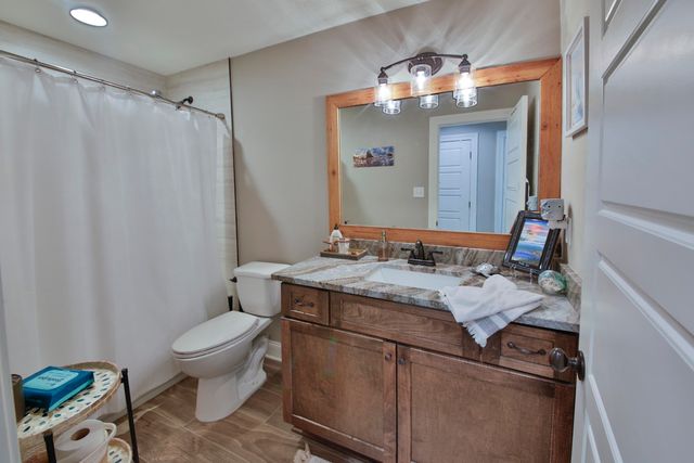402 S CHINKAPIN DR, Atoka, TN 38004