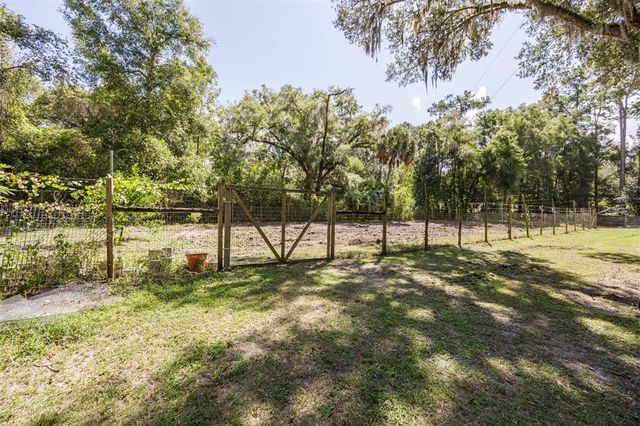 7505 SE 161ST TERRACE, Hawthorne, FL 32640