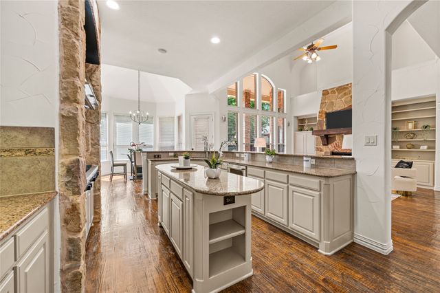 906 Laguna Trail, Keller, TX 76248