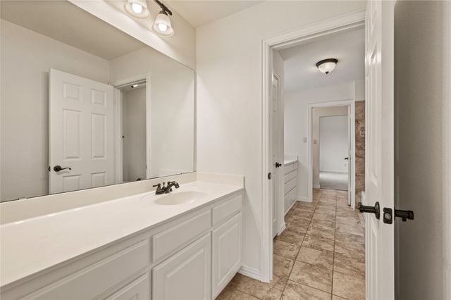 906 Laguna Trail, Keller, TX 76248