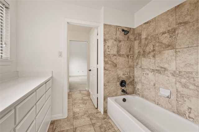 906 Laguna Trail, Keller, TX 76248