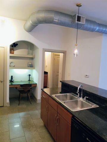 1901 Post Oak Boulevard 2302, Houston, TX 77056