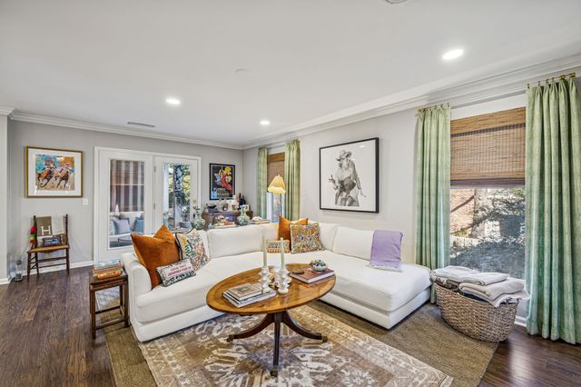 5025 Hillsboro Pike Apt 6G, Nashville, TN 37215