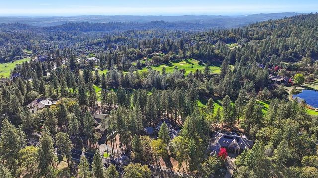 16441 Winchester Club Dr, Meadow Vista, CA 95722