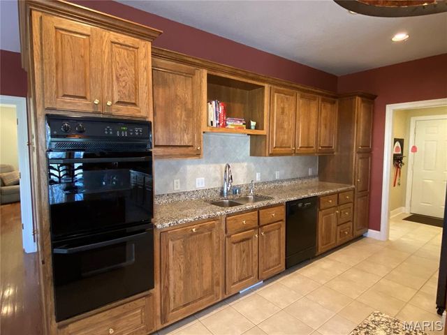 1557 Haven Hills Road, Poplar Bluff, MO 63901