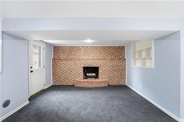 518 NW 65th Terrace, Kansas City, MO 64118