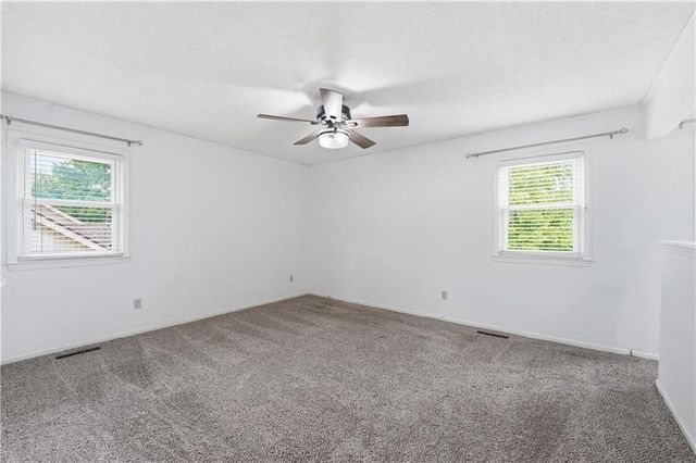 518 NW 65th Terrace, Kansas City, MO 64118