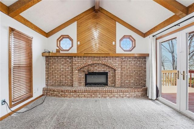 518 NW 65th Terrace, Kansas City, MO 64118