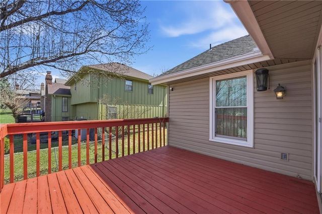 518 NW 65th Terrace, Kansas City, MO 64118
