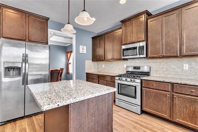 622 Mallard Cove, Loganville, GA 30052