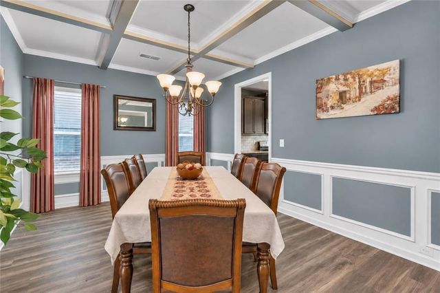622 Mallard Cove, Loganville, GA 30052