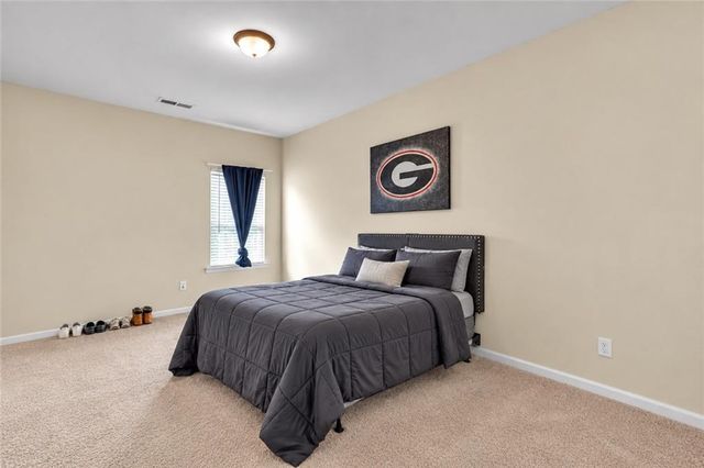 622 Mallard Cove, Loganville, GA 30052