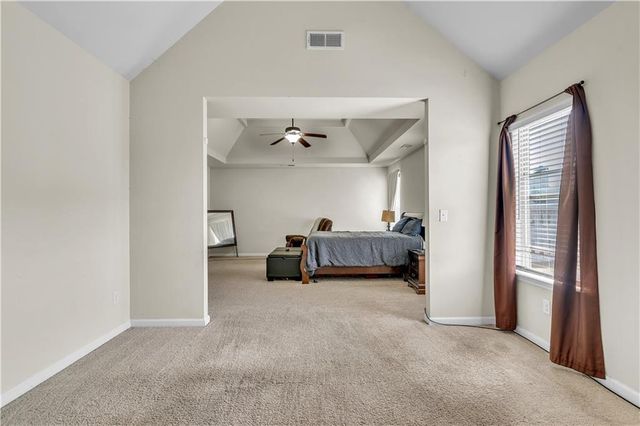622 Mallard Cove, Loganville, GA 30052