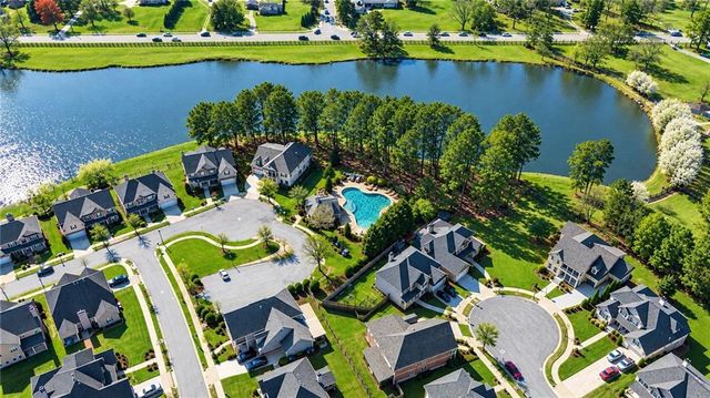 622 Mallard Cove, Loganville, GA 30052