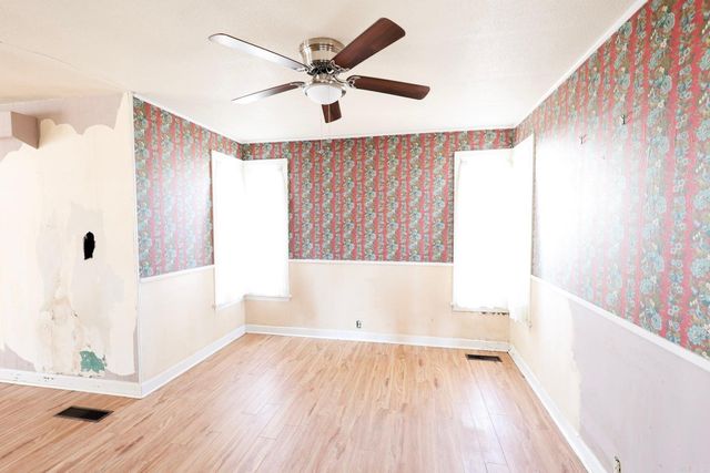 904 W 7th, El Dorado, AR 71730