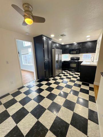 7938 Bucks Harbor Way, Sacramento, CA 95828