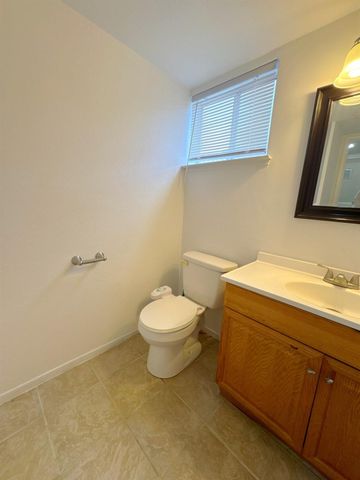 7938 Bucks Harbor Way, Sacramento, CA 95828