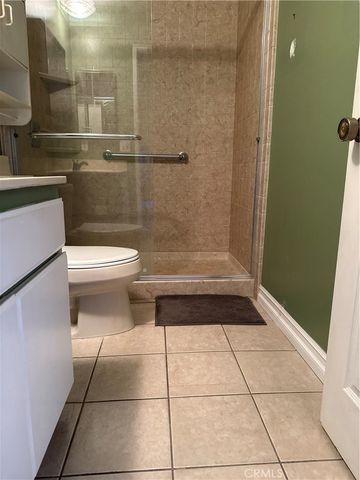 1153 N Dresden 16, Anaheim, CA 92801