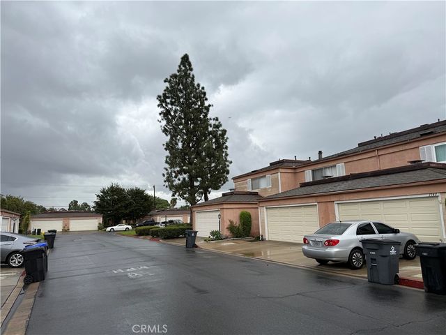 1153 N Dresden 16, Anaheim, CA 92801