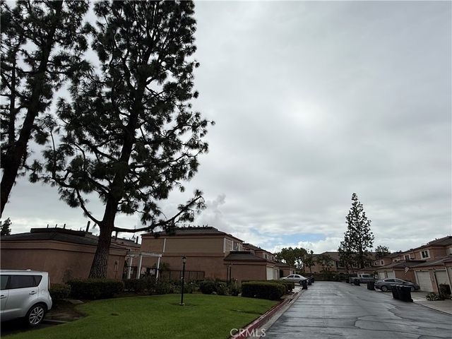 1153 N Dresden 16, Anaheim, CA 92801