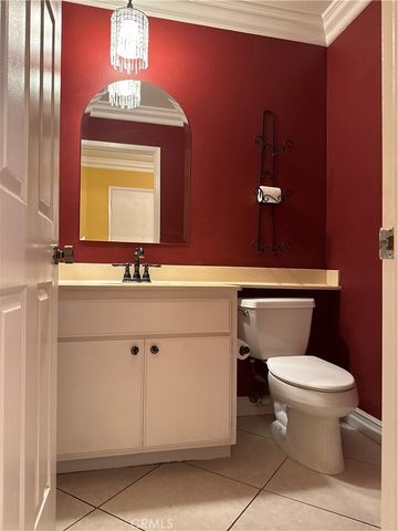 1153 N Dresden 16, Anaheim, CA 92801