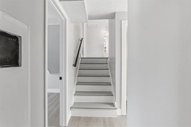 5674 SANDHURST Drive, Forest Park, GA 30297