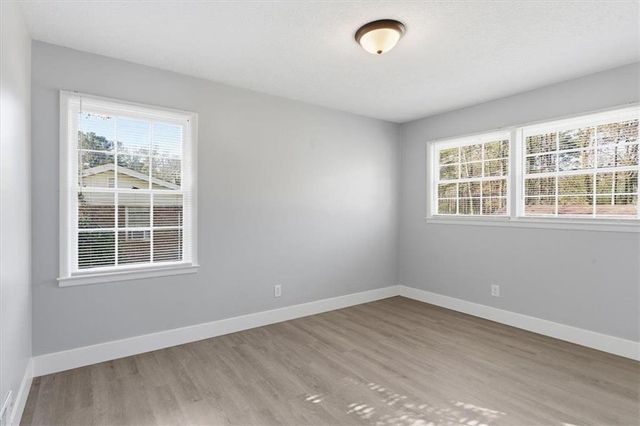 5674 SANDHURST Drive, Forest Park, GA 30297