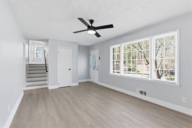 5674 SANDHURST Drive, Forest Park, GA 30297