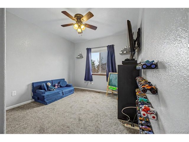 9622 Elk Mountain Cir, Littleton, CO 80125