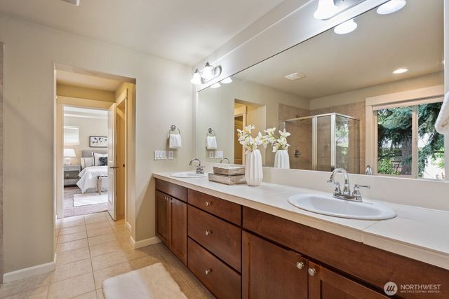 13228 126th Court NE, Kirkland, WA 98034