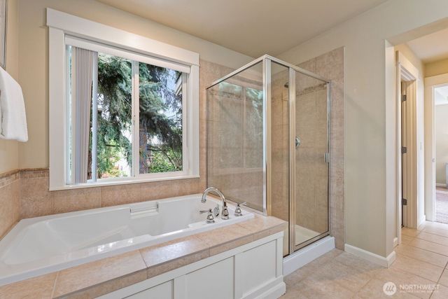 13228 126th Court NE, Kirkland, WA 98034