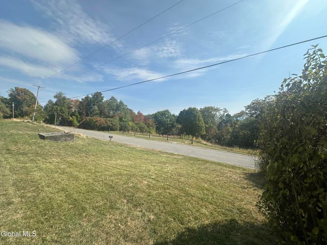 443 Fairy Lake Road, Moriah, NY 12960