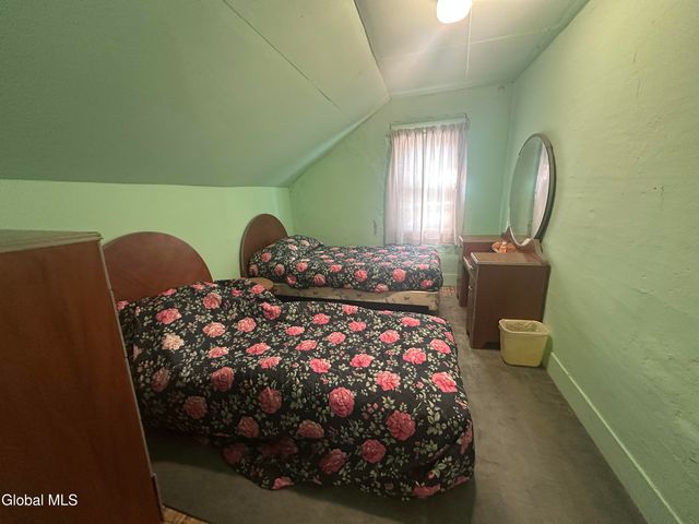 443 Fairy Lake Road, Moriah, NY 12960