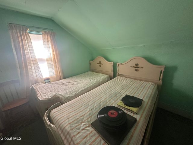 443 Fairy Lake Road, Moriah, NY 12960