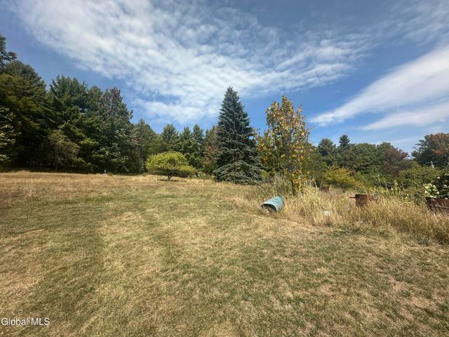 443 Fairy Lake Road, Moriah, NY 12960