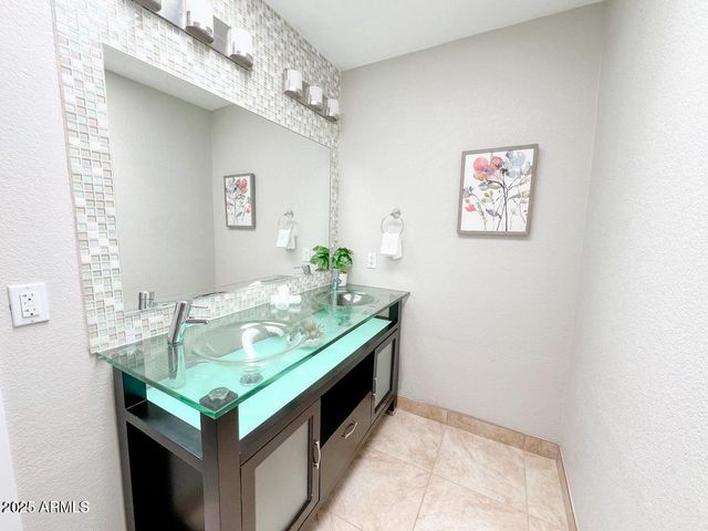 7413 E ROOSEVELT Street, Scottsdale, AZ 85257