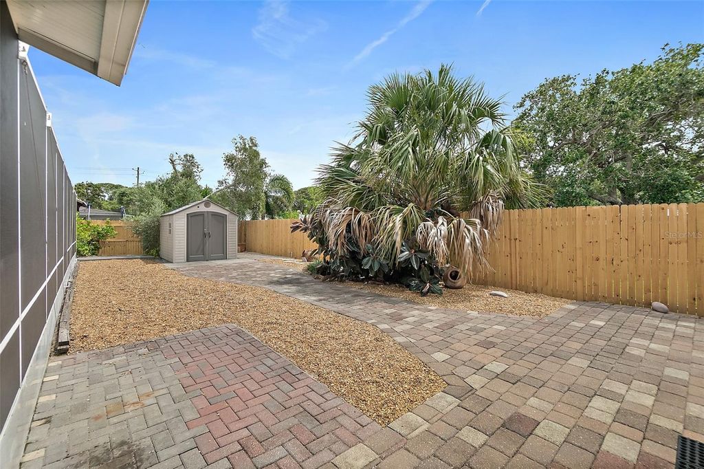 Image 27 of property listing at 809 E 14TH AVENUE, New Smyrna Beach, FL 32169