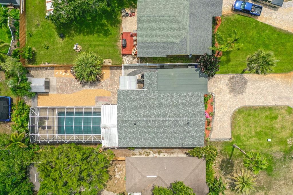 Image 31 of property listing at 809 E 14TH AVENUE, New Smyrna Beach, FL 32169