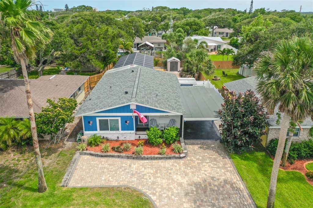 Image 36 of property listing at 809 E 14TH AVENUE, New Smyrna Beach, FL 32169