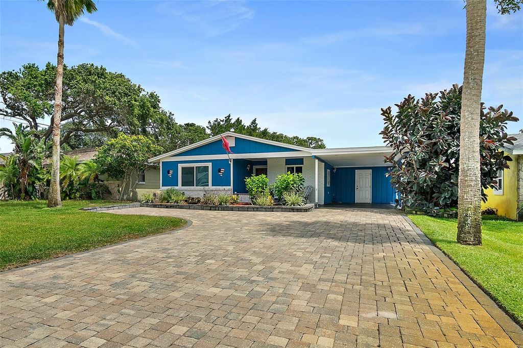 Image 38 of property listing at 809 E 14TH AVENUE, New Smyrna Beach, FL 32169