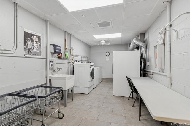 157 Hempstead Avenue B20, Lynbrook, NY 11563